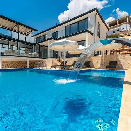 Bella Rose Is A Stunning With A Sea View Villa *