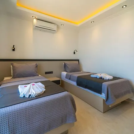 Villa Bella Rose Is A Stunning With A Sea View *