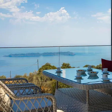 Villa Bella Rose Is A Stunning With A Sea View