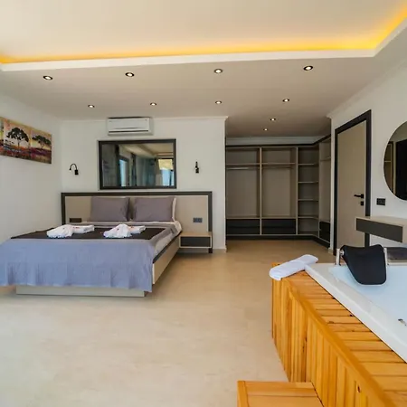 Bella Rose Is A Stunning With A Sea View Gokceoren (Antalya)