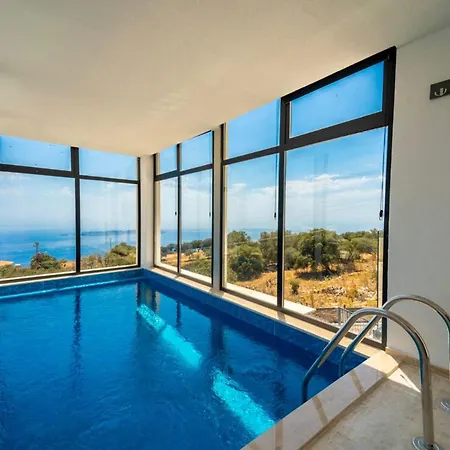 Bella Rose Is A Stunning With A Sea View